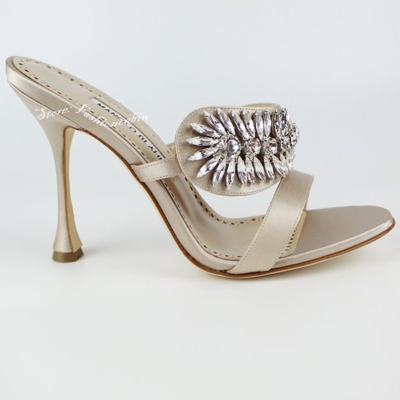 NEW MANOLO BLAHNIK Skysan Crystal Embellish Sandal - Picture 6 of 12